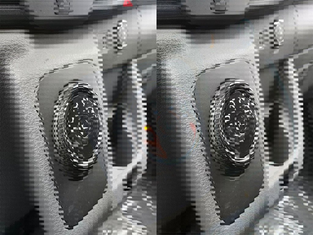 Used 2023 Ford E-Transit Low Roof image 23