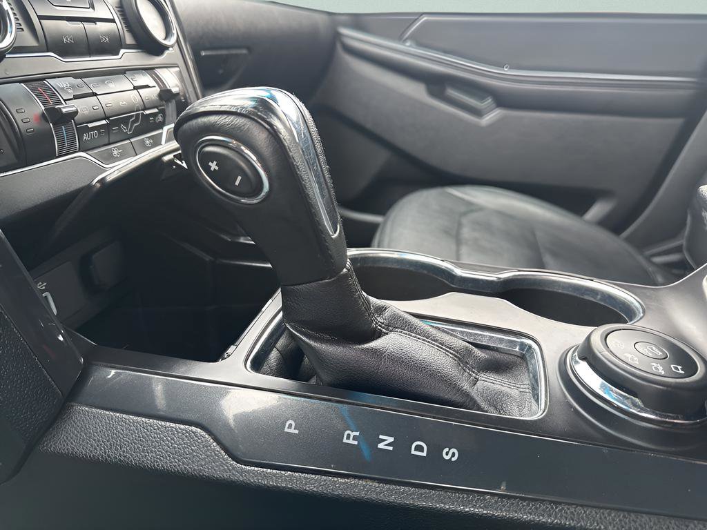 Used 2018 Ford Explorer XLT w/ Equipment Group 202A image 13