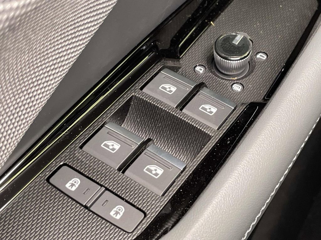 New 2026 Audi Q3 quattro 2.0T image 37