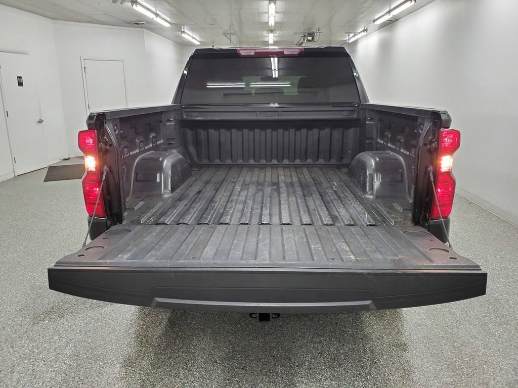 Used 2023 Chevrolet Silverado 1500 Custom w/ LPO, Dark Essentials Package image 6