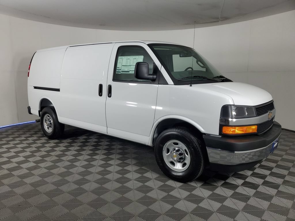 New 2026 Chevrolet Express 2500 w/ Driver Convenience Package RWD image 3