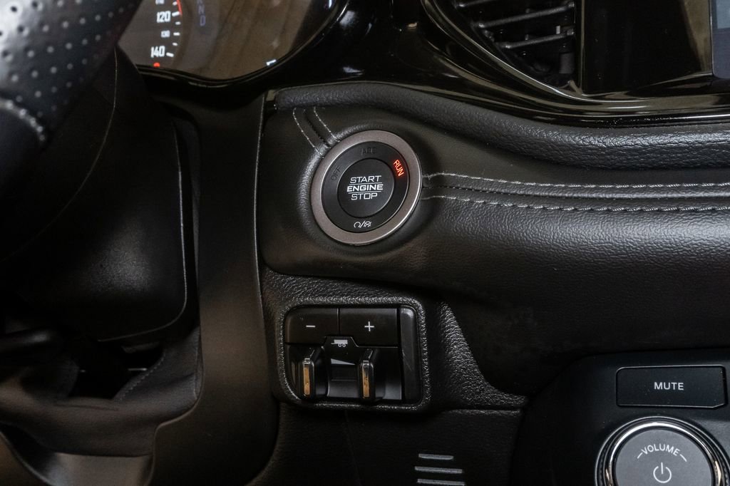 Certified 2024 Dodge Durango SXT w/ SXT Blacktop Group image 15