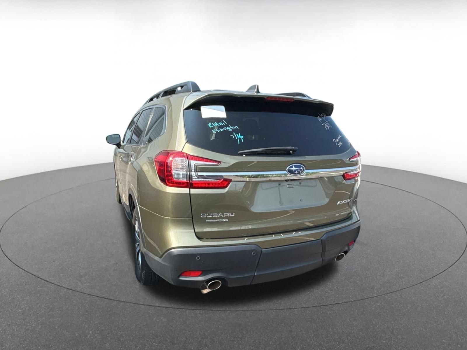 Used 2024 Subaru Ascent Premium w/ Convenience Package AWD/4WD image 7