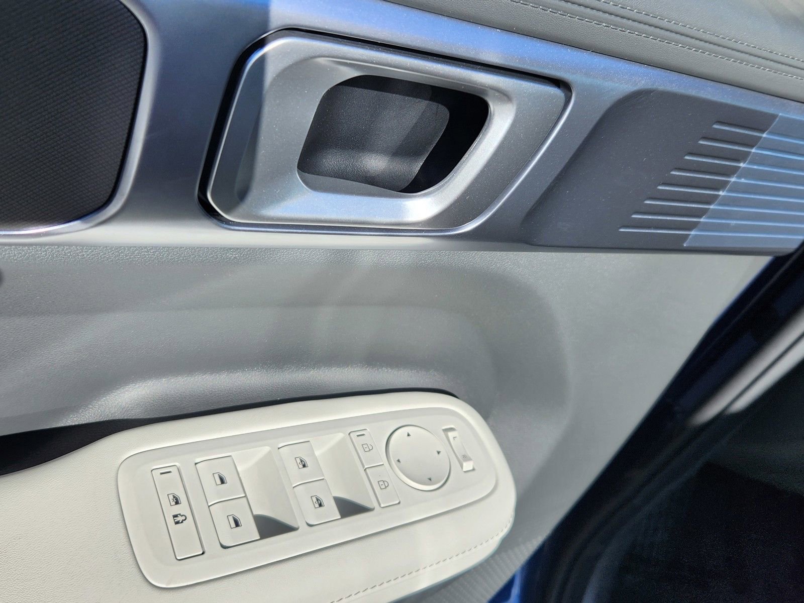 New 2026 Hyundai Santa Fe SEL FWD image 9