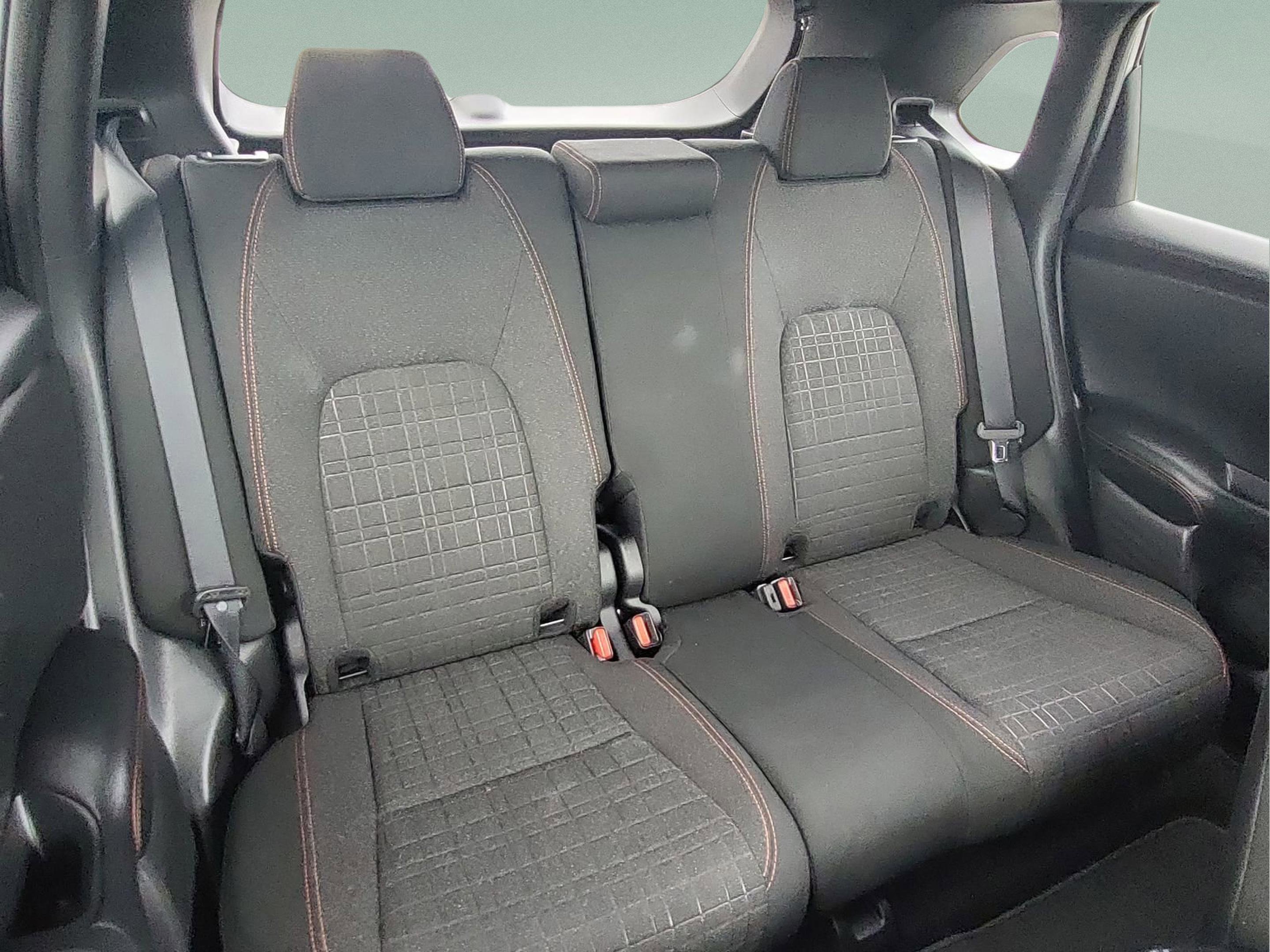 Certified 2025 Honda HR-V Sport image 18