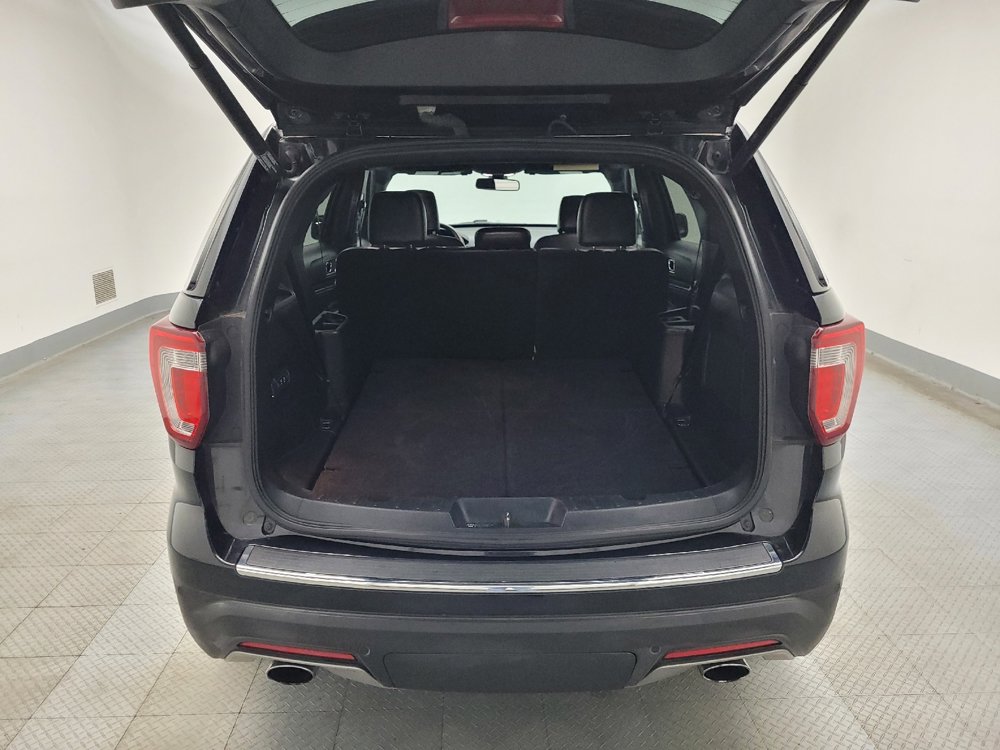 Used 2019 Ford Explorer Limited w/ Ford Safe & Smart Package image 29