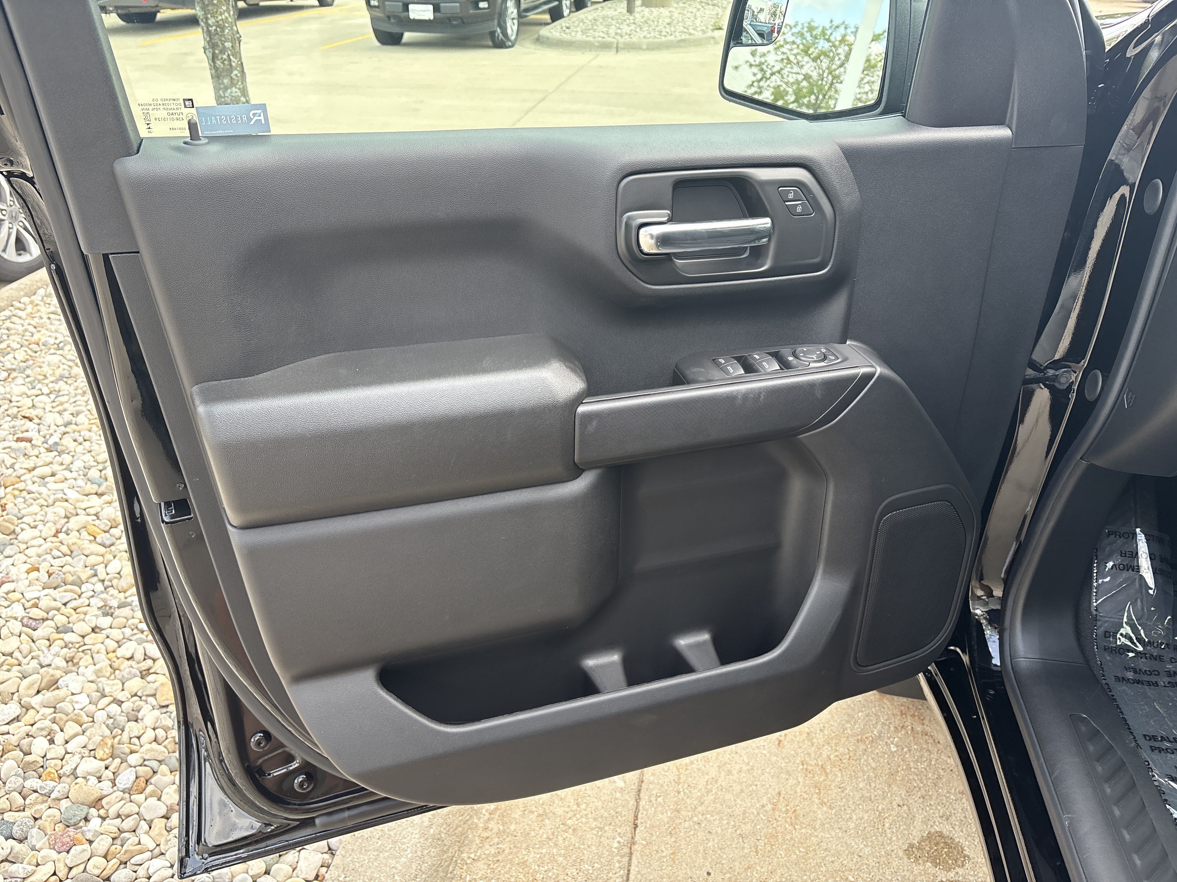 New 2026 Chevrolet Silverado 1500 Custom w/ Turbomax Blackout Package AWD/4WD image 9