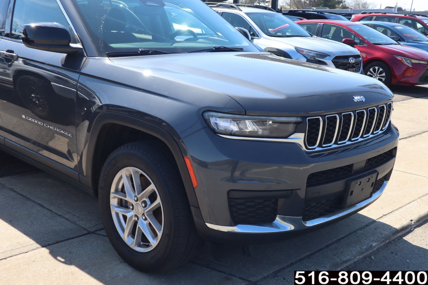 Used 2021 Jeep Grand Cherokee L Laredo w/ Luxury Tech Group I image 2