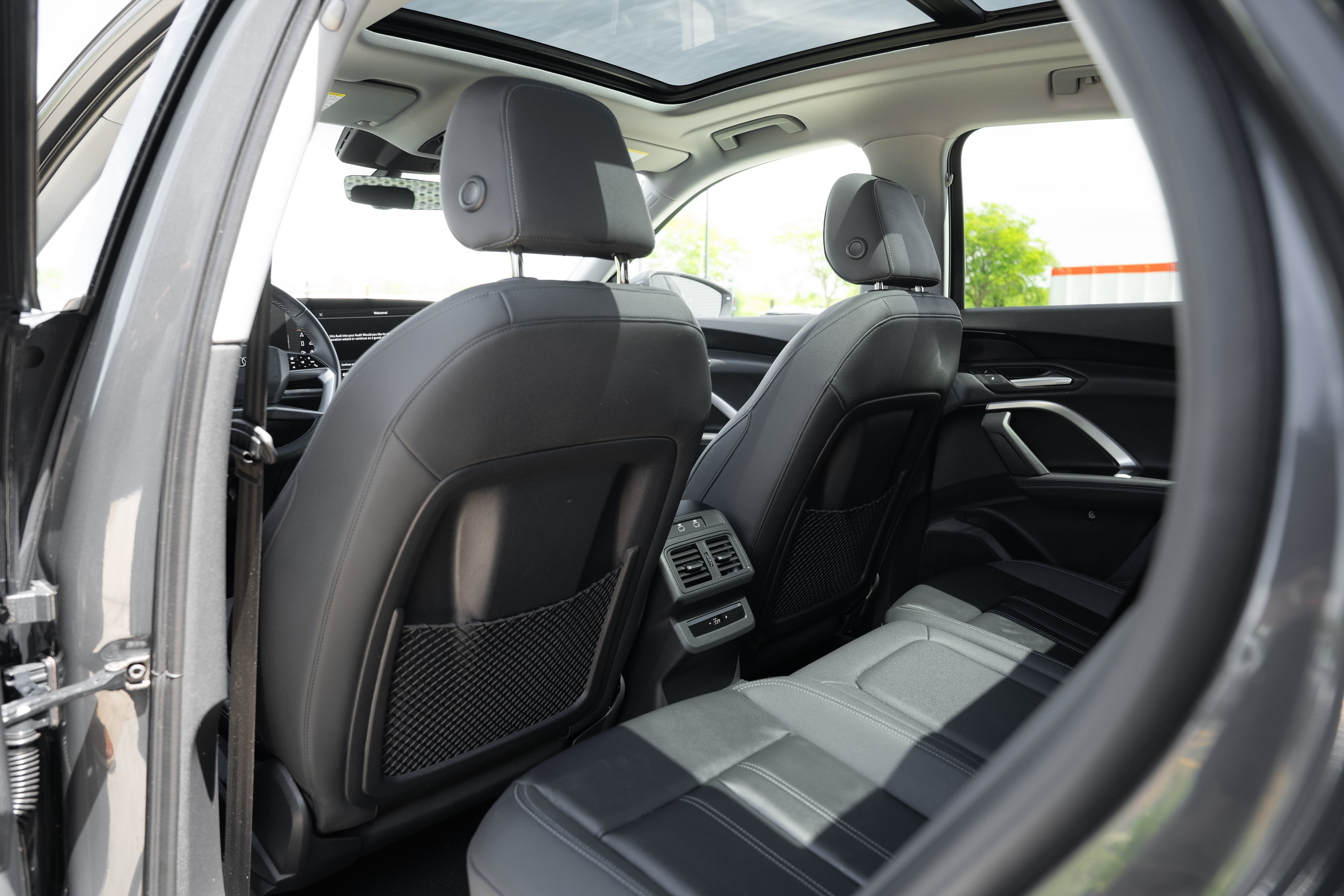 Certified 2025 Audi Q5 Premium w/ Convenience Package AWD/4WD image 24