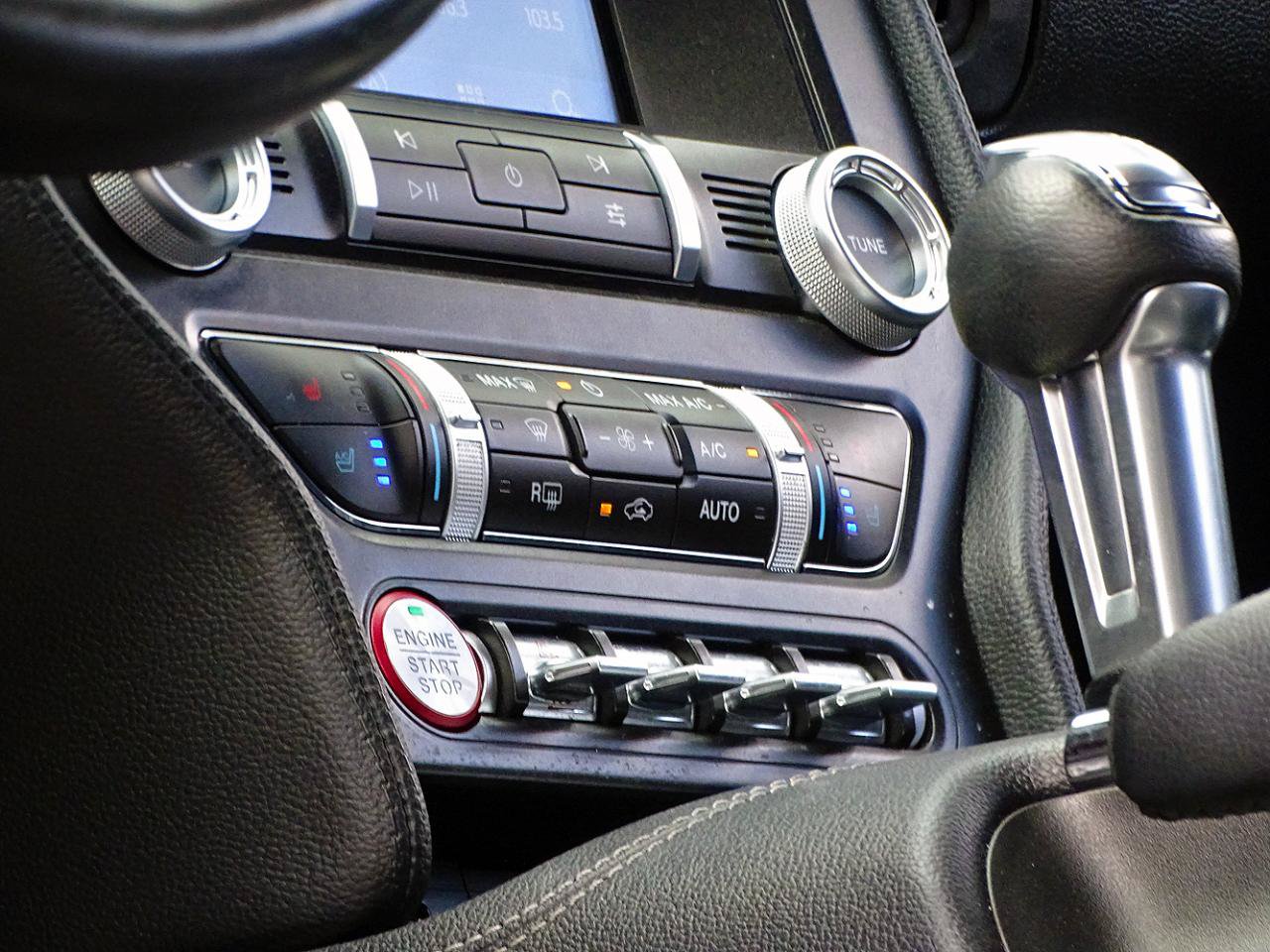 Used 2019 Ford Mustang GT Premium w/ GT Performance Package RWD image 26