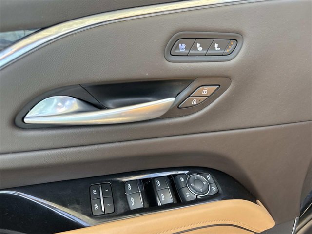 Used 2024 Cadillac Escalade Sport w/ LPO, ONYX Package image 24