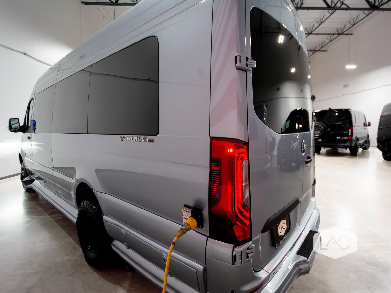 Used 2025 Mercedes-Benz Sprinter 3500 image 11