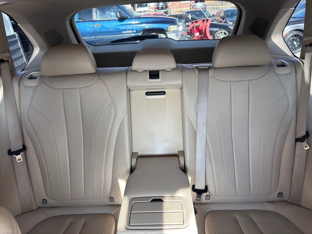 Used 2015 BMW X5 xDrive35d image 29