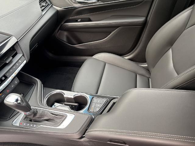 Used 2025 Cadillac CT4 Luxury w/ Cold Weather Package AWD/4WD image 14