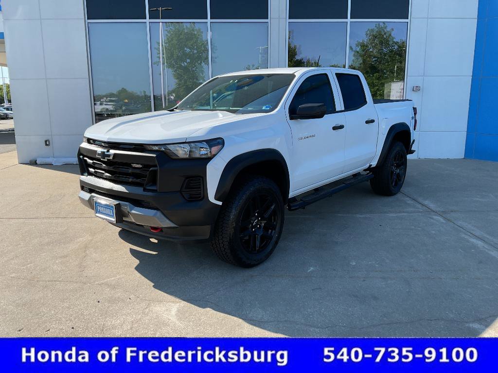 Used 2023 Chevrolet Colorado Trail Boss AWD/4WD image 1