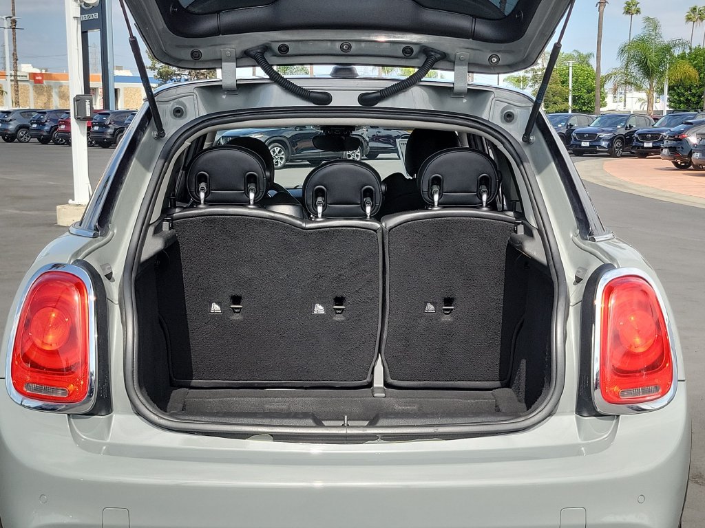 Used 2019 MINI Cooper S w/ Signature Upholstery Package FWD image 25