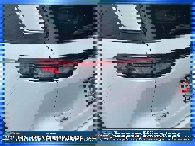 Used 2023 Jeep Grand Cherokee 4WD 4xe w/ MOPAR Finishing Package image 11