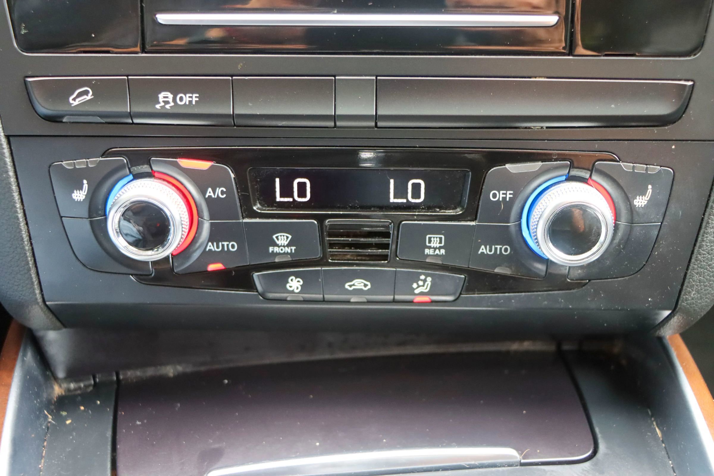 Used 2016 Audi Q5 2.0T Premium w/ Audi MMI Navigation Plus image 39