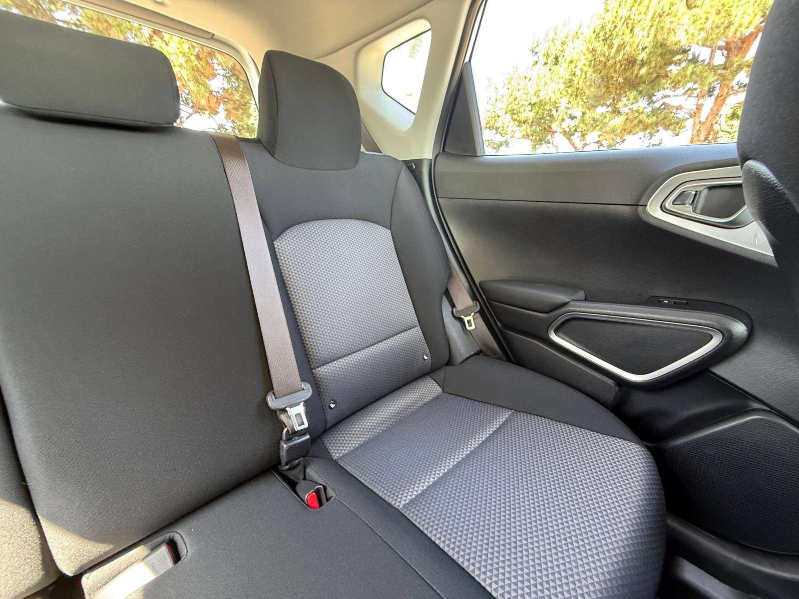 Used 2025 Kia Soul LX w/ LX Technology Package FWD image 33