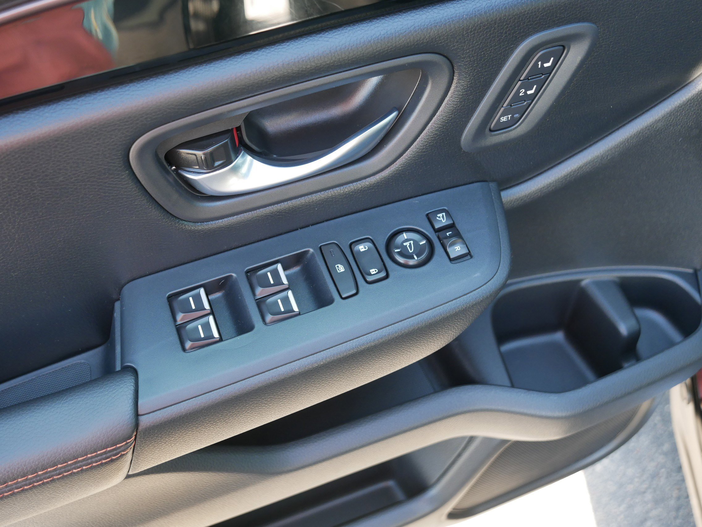 Used 2023 Honda Pilot TrailSport image 19