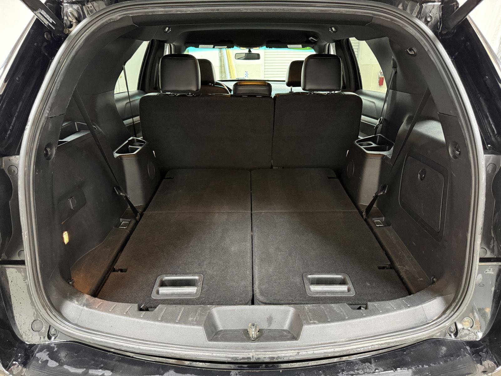 Used 2016 Ford Explorer XLT w/ Equipment Group 202A AWD/4WD image 29