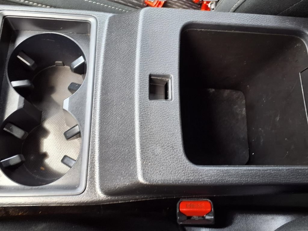 Used 2022 Mitsubishi Outlander ES FWD image 12
