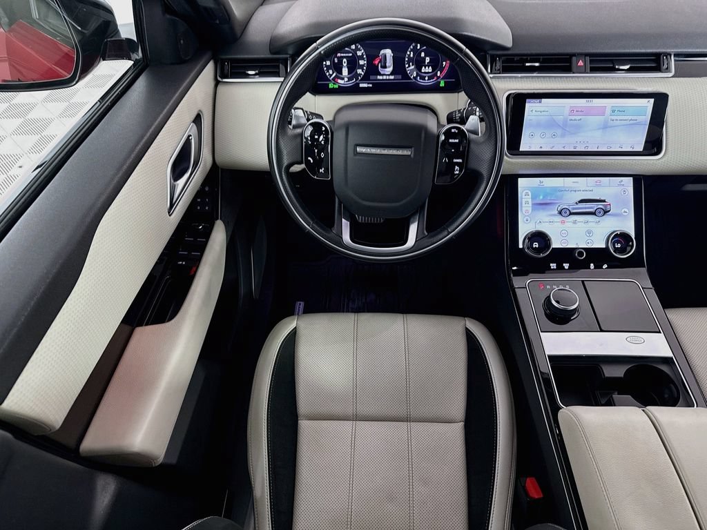 Used 2019 Land Rover Range Rover Velar R-Dynamic SE AWD/4WD image 19