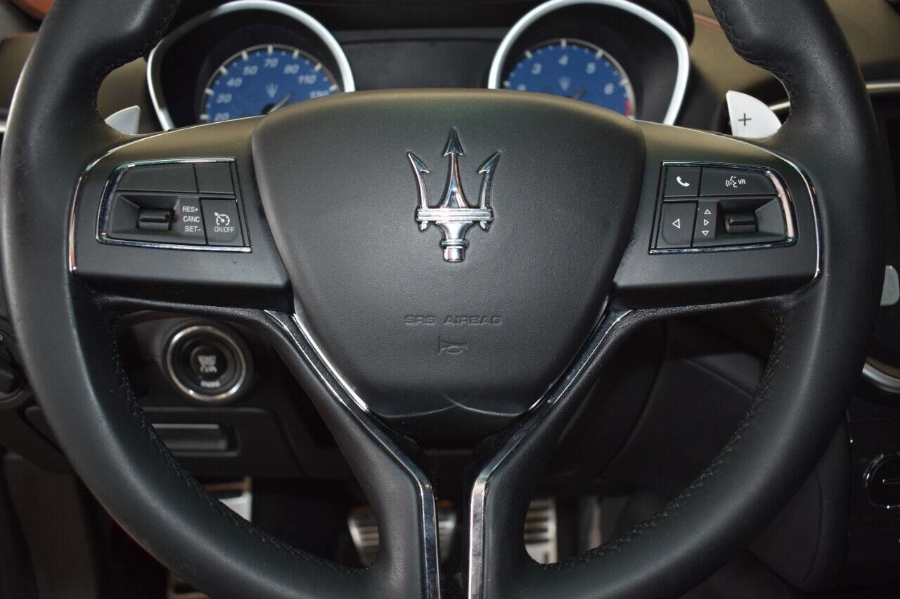 Used 2016 Maserati Ghibli S image 32