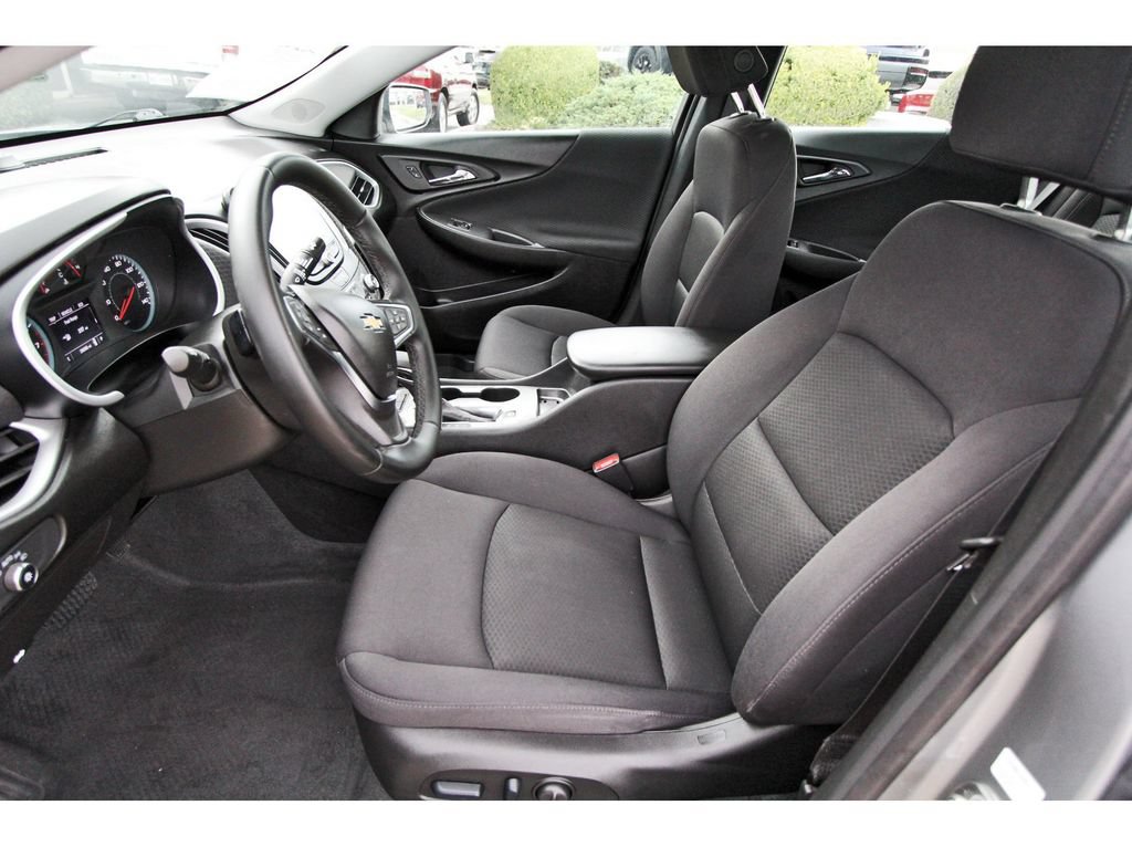 Used 2024 Chevrolet Malibu RS FWD image 6