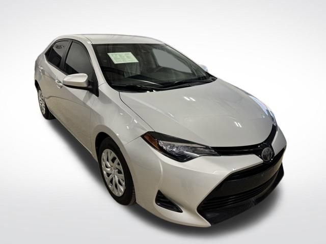 Used 2017 Toyota Corolla LE image 7