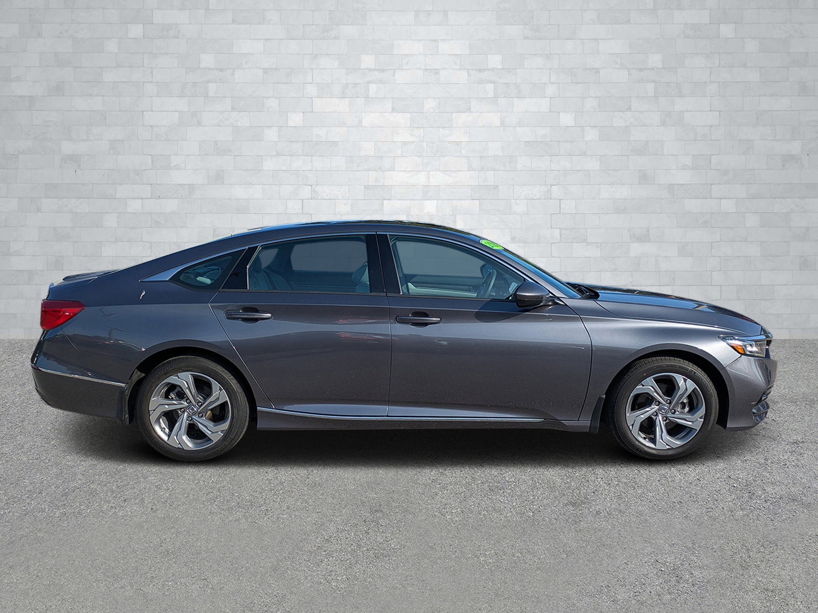 Used 2020 Honda Accord EX image 4