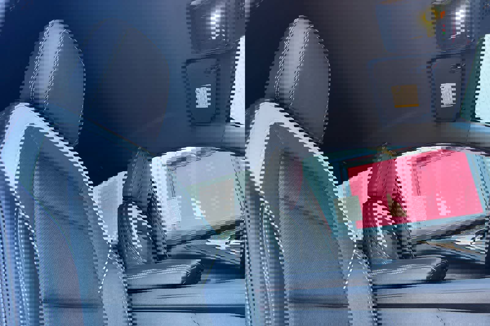 Used 2025 Chevrolet Blazer EV LT image 19