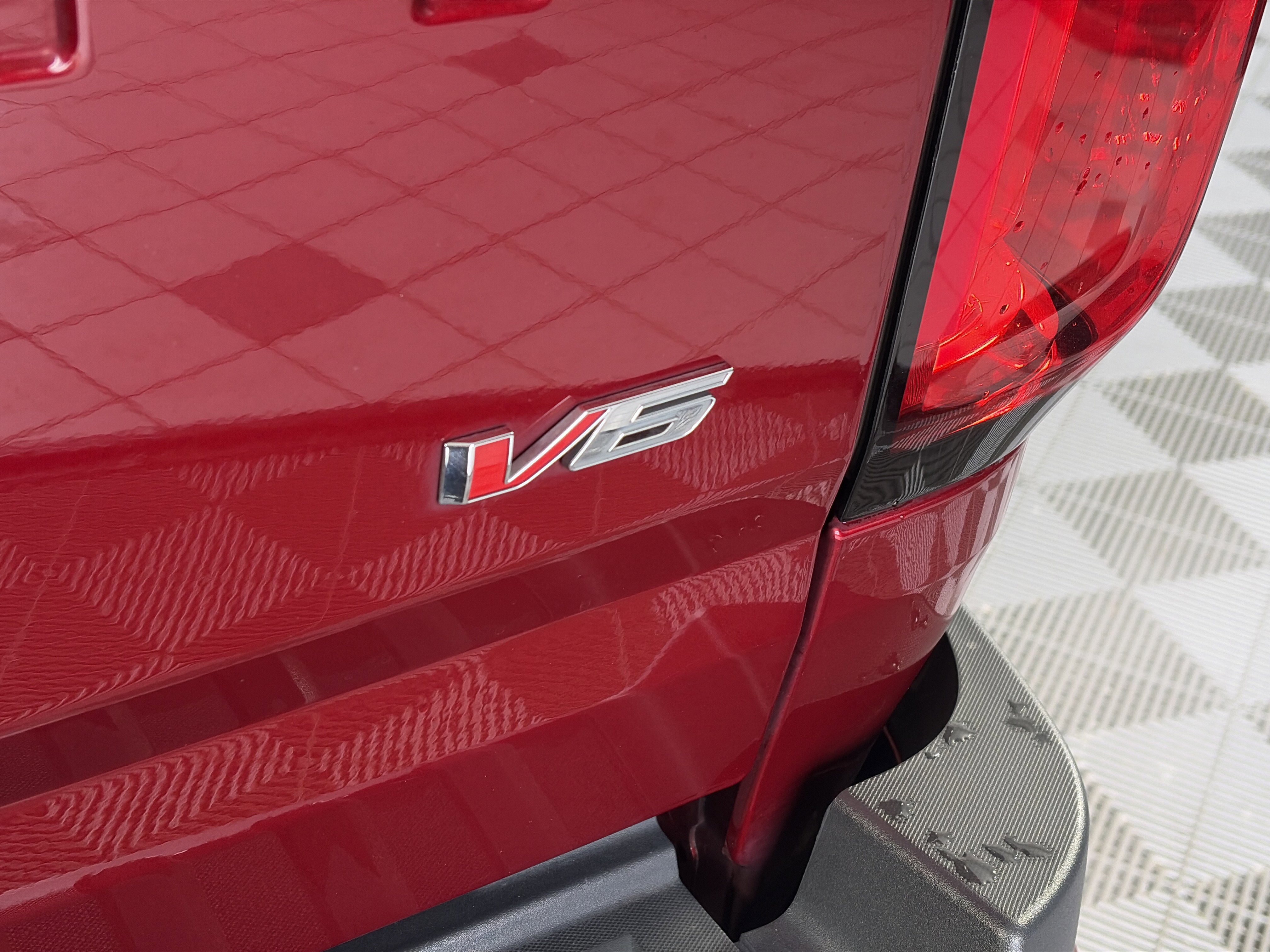 Certified 2021 Chevrolet Colorado W/T w/ Custom Special Edition image 17