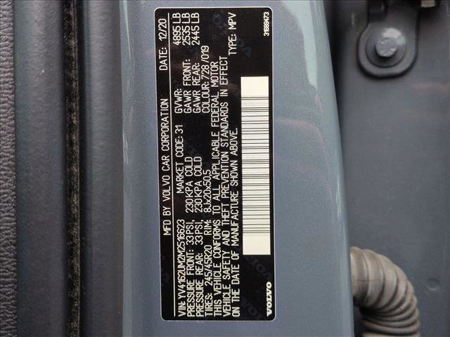 Used 2021 Volvo XC40 T5 R-Design w/ Climate Package image 24