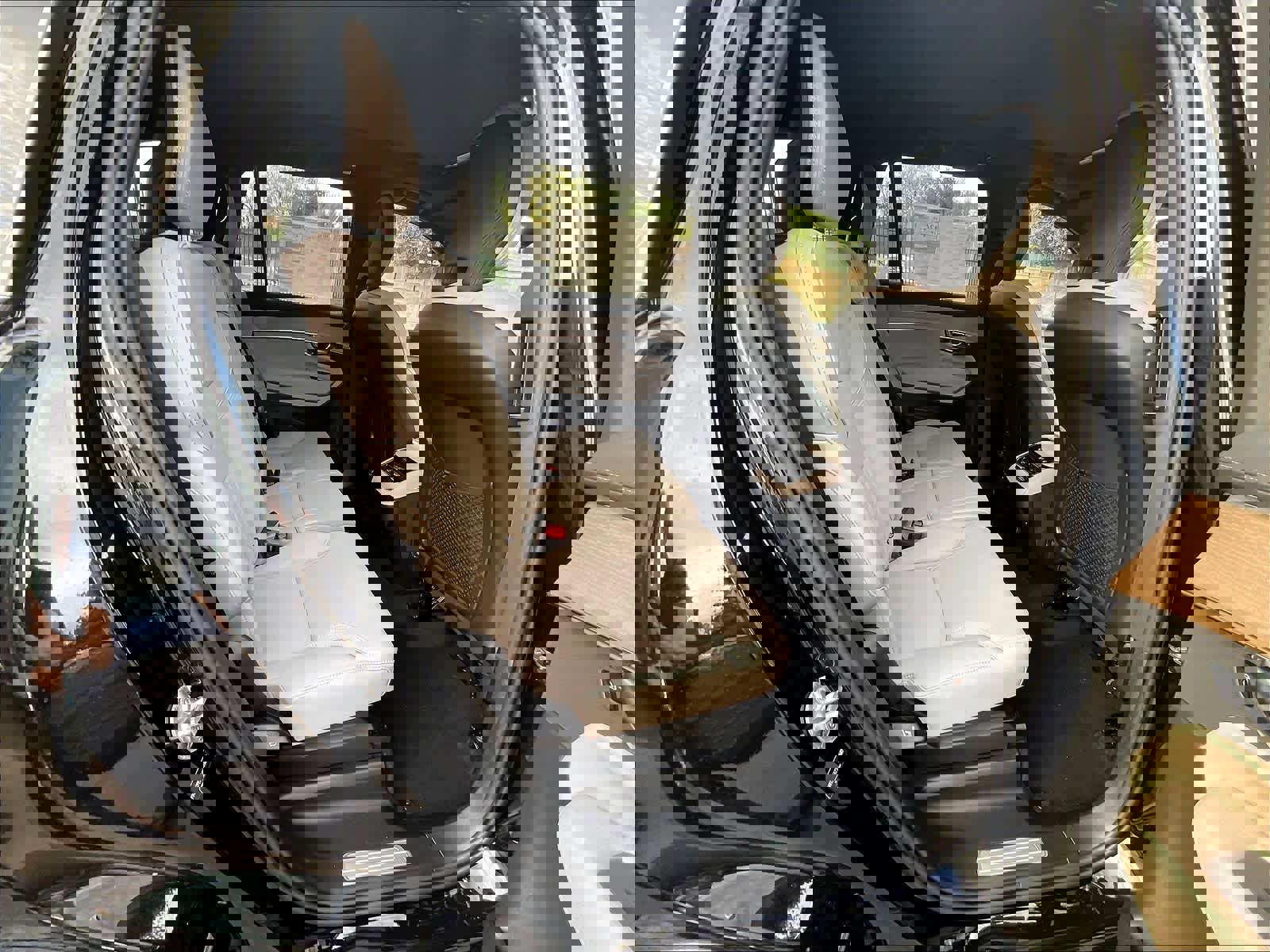 New 2026 Volvo XC90 B5 Plus w/ Protection Package AWD/4WD image 27