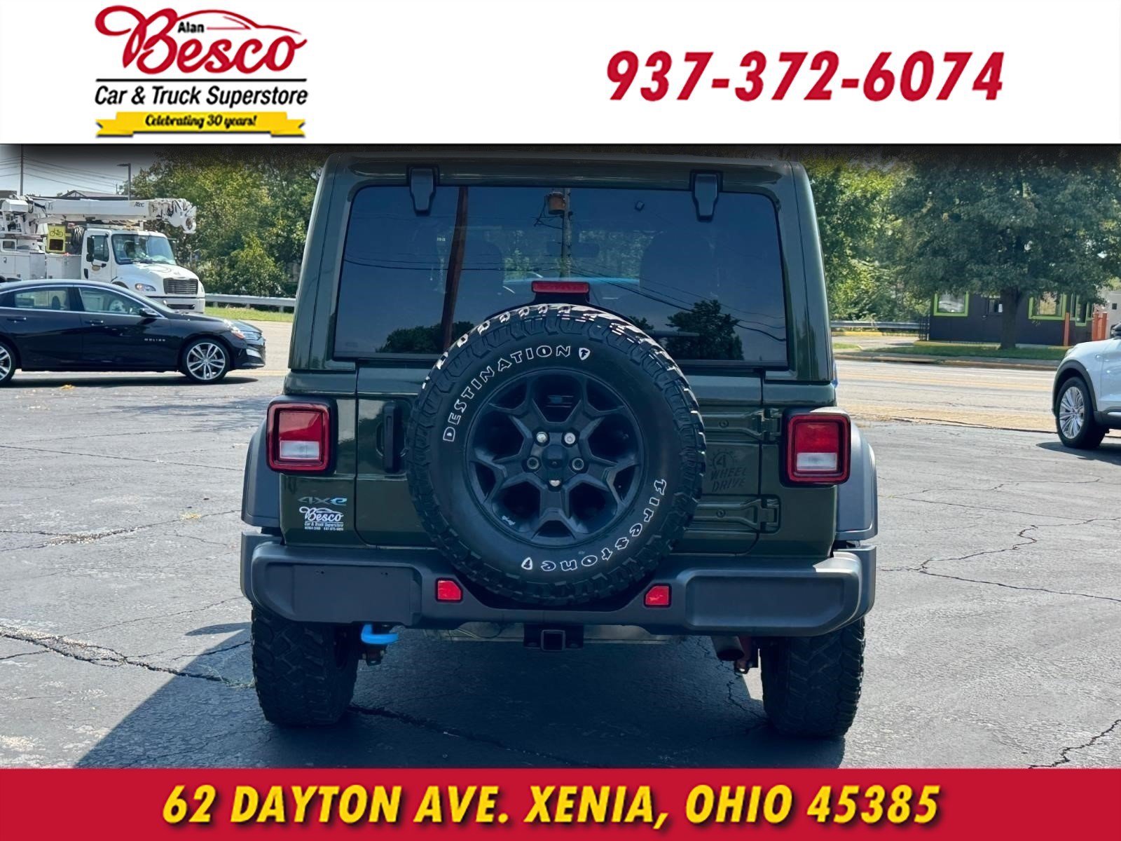 Used 2023 Jeep Wrangler Unlimited w/ Cold Weather Group AWD/4WD image 5