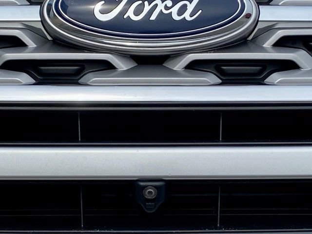 Used 2018 Ford Explorer Limited image 13