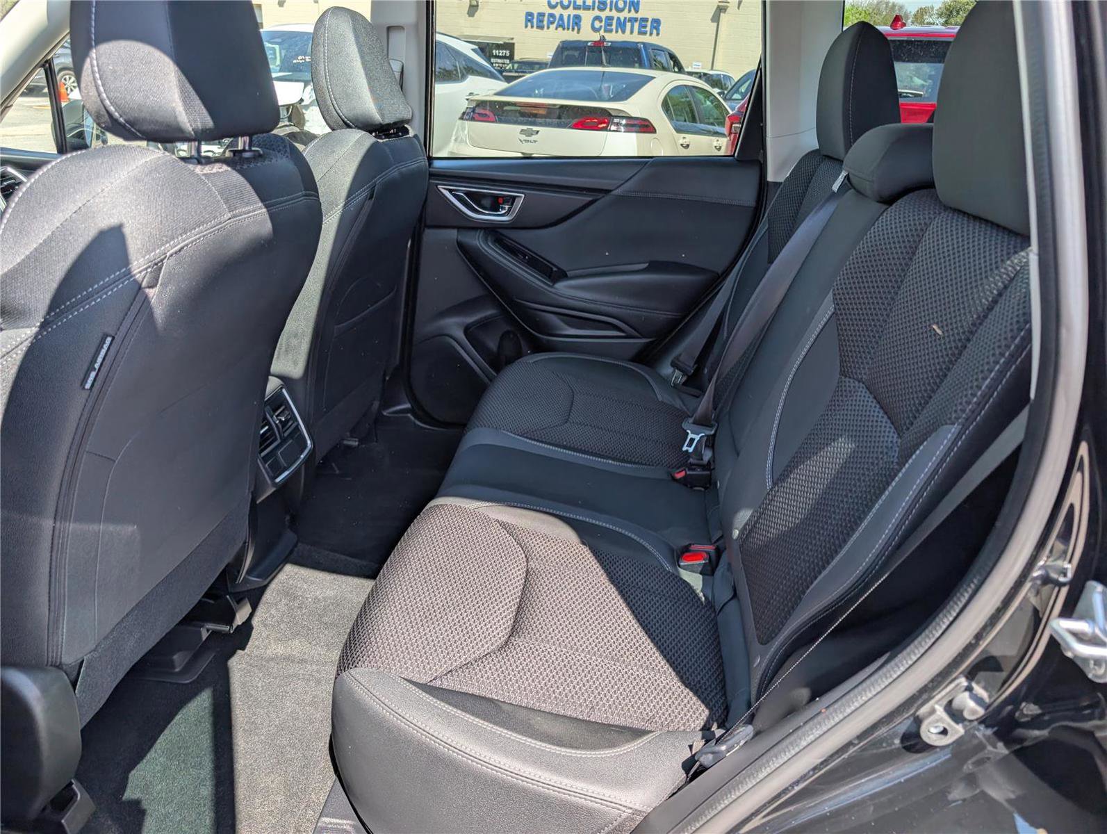 Used 2023 Subaru Forester Premium image 15