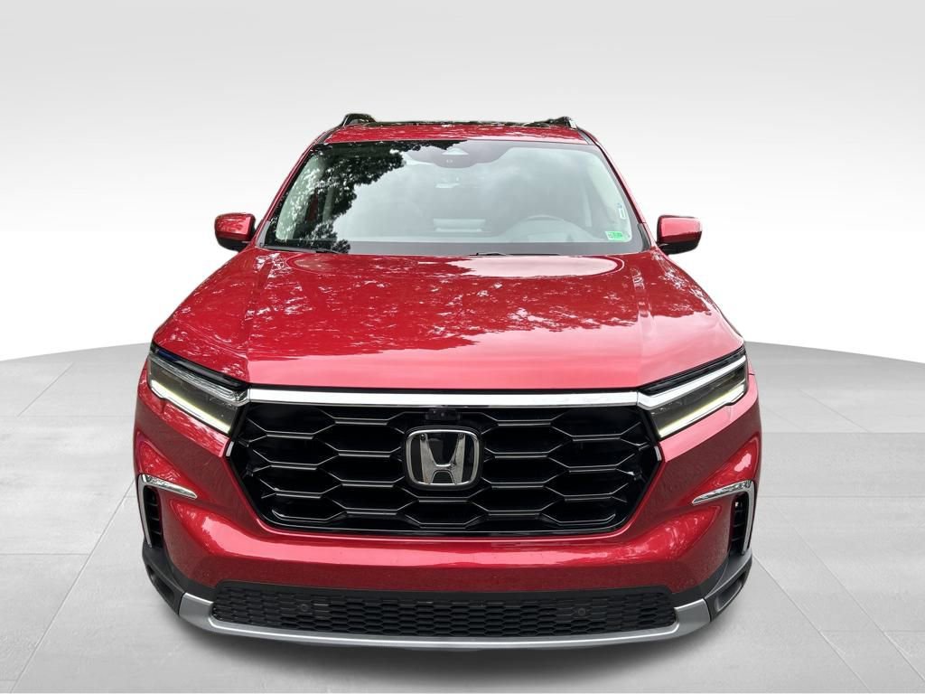 Used 2025 Honda Pilot Elite image 10