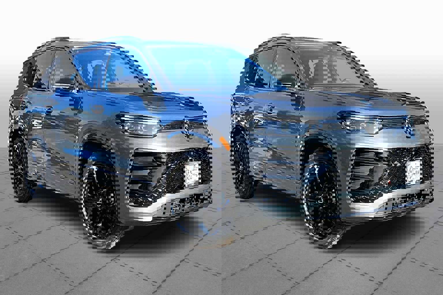 New 2026 Volkswagen Tiguan SE R-Line FWD video 2