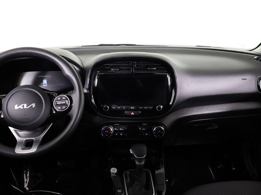 Used 2024 Kia Soul S FWD image 34