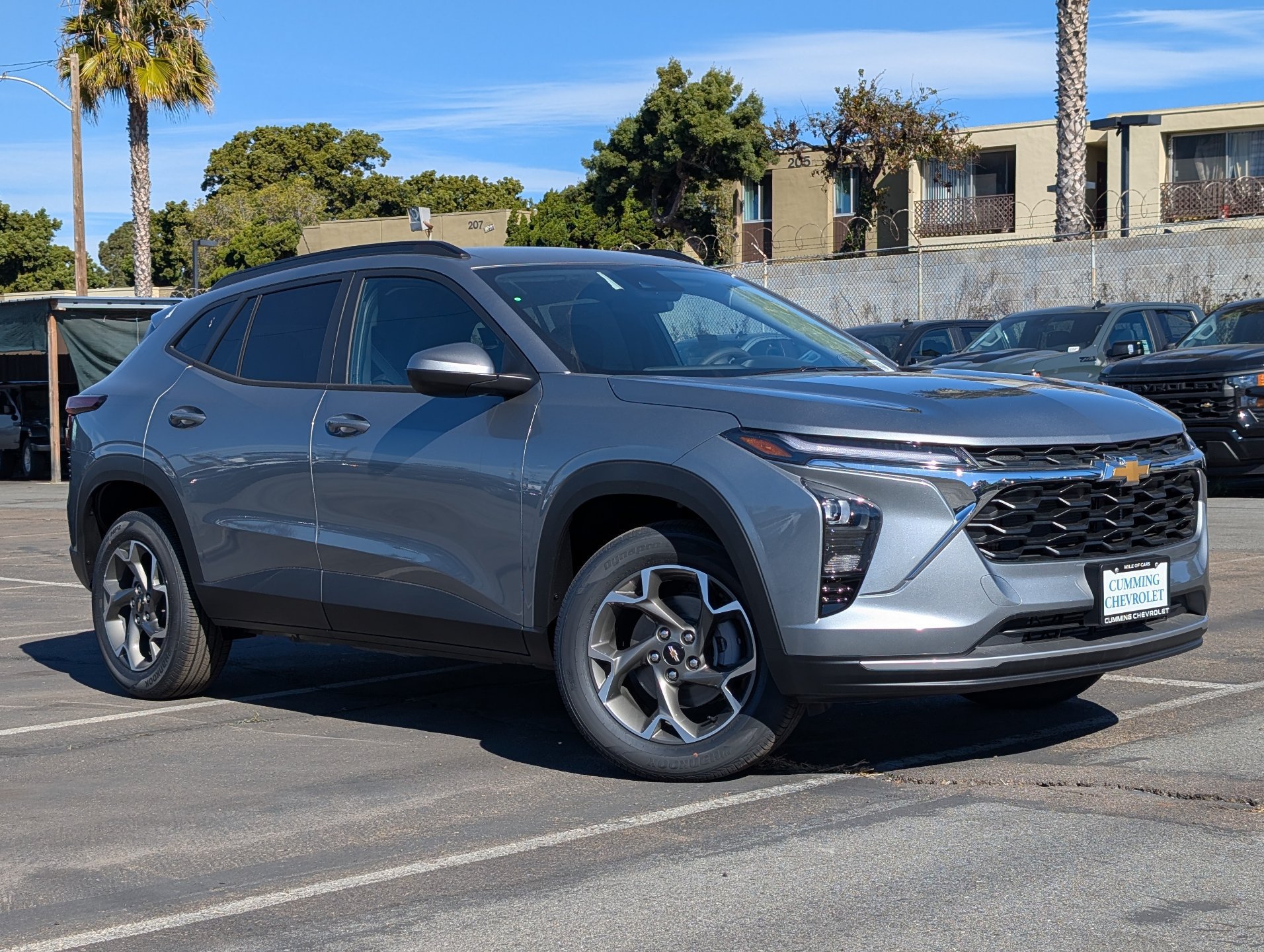 New 2026 Chevrolet Trax LT FWD image 2