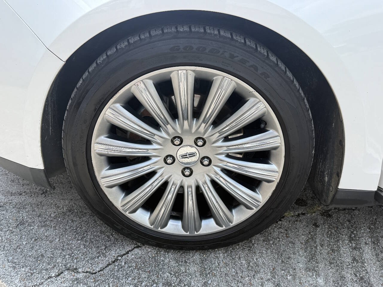 Used 2016 Lincoln MKS AWD w/ Equipment Group 101A image 26