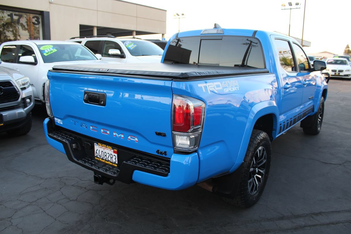 Used 2021 Toyota Tacoma TRD Sport AWD/4WD image 7