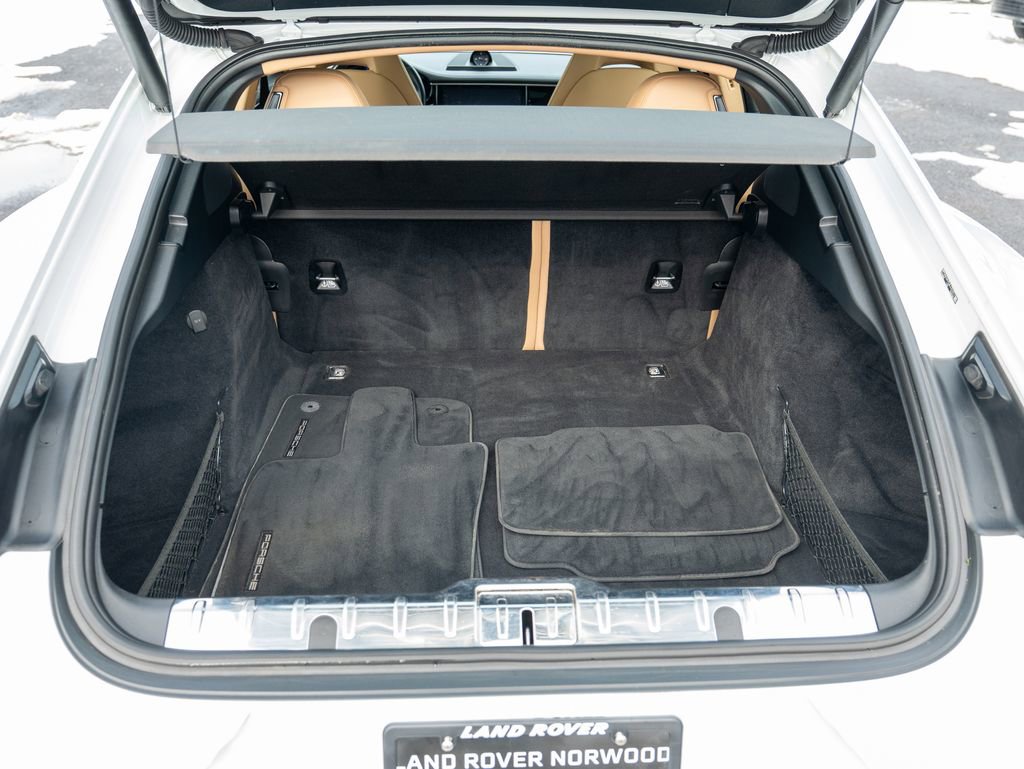 Used 2018 Porsche Panamera 4 image 38