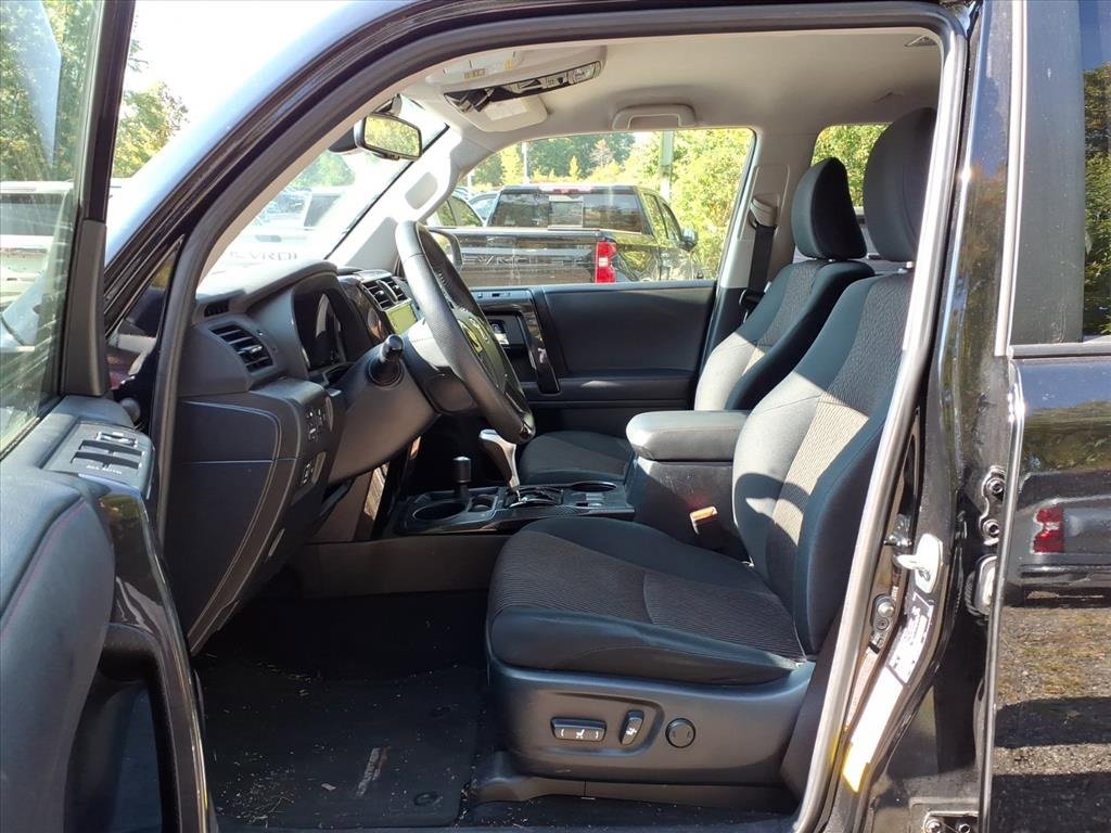 Used 2024 Toyota 4Runner TRD Off-Road image 20