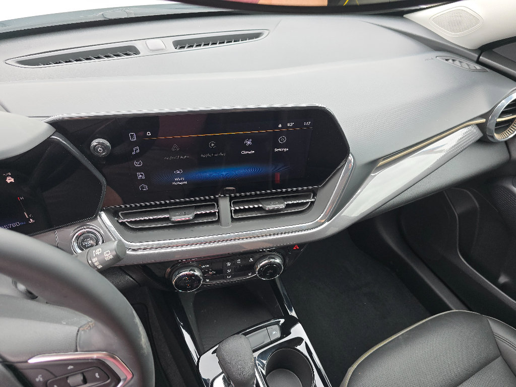 Used 2025 Chevrolet Trax ACTIV FWD image 24