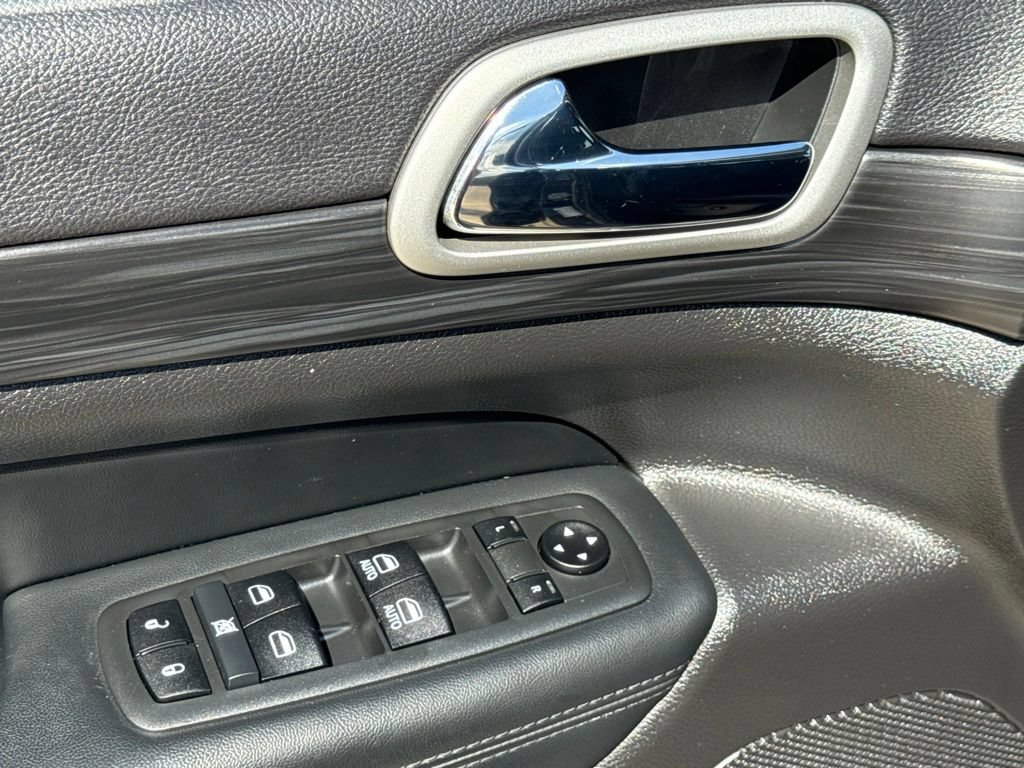Used 2021 Jeep Grand Cherokee Laredo X AWD/4WD image 21