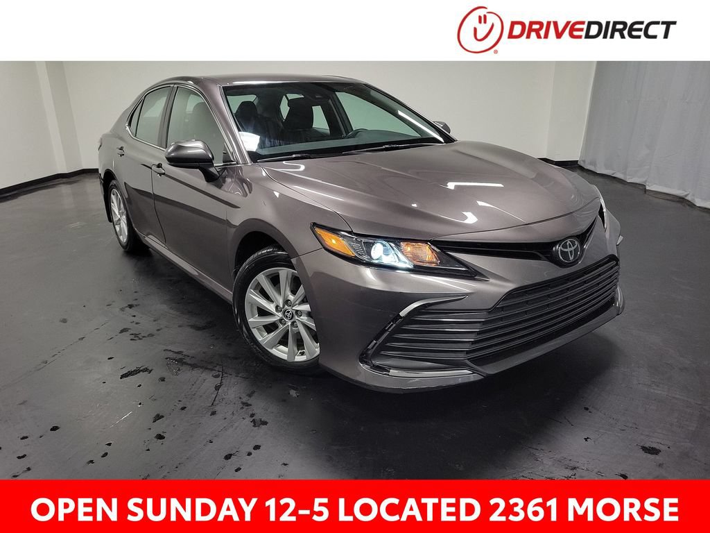 Used 2023 Toyota Camry LE FWD image 1