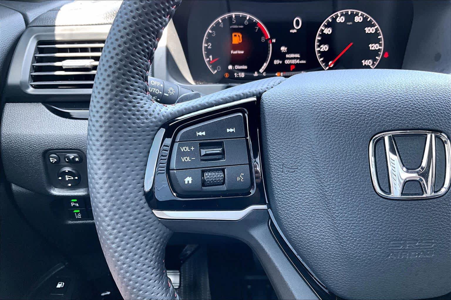 Certified 2026 Honda Ridgeline Black Edition image 24